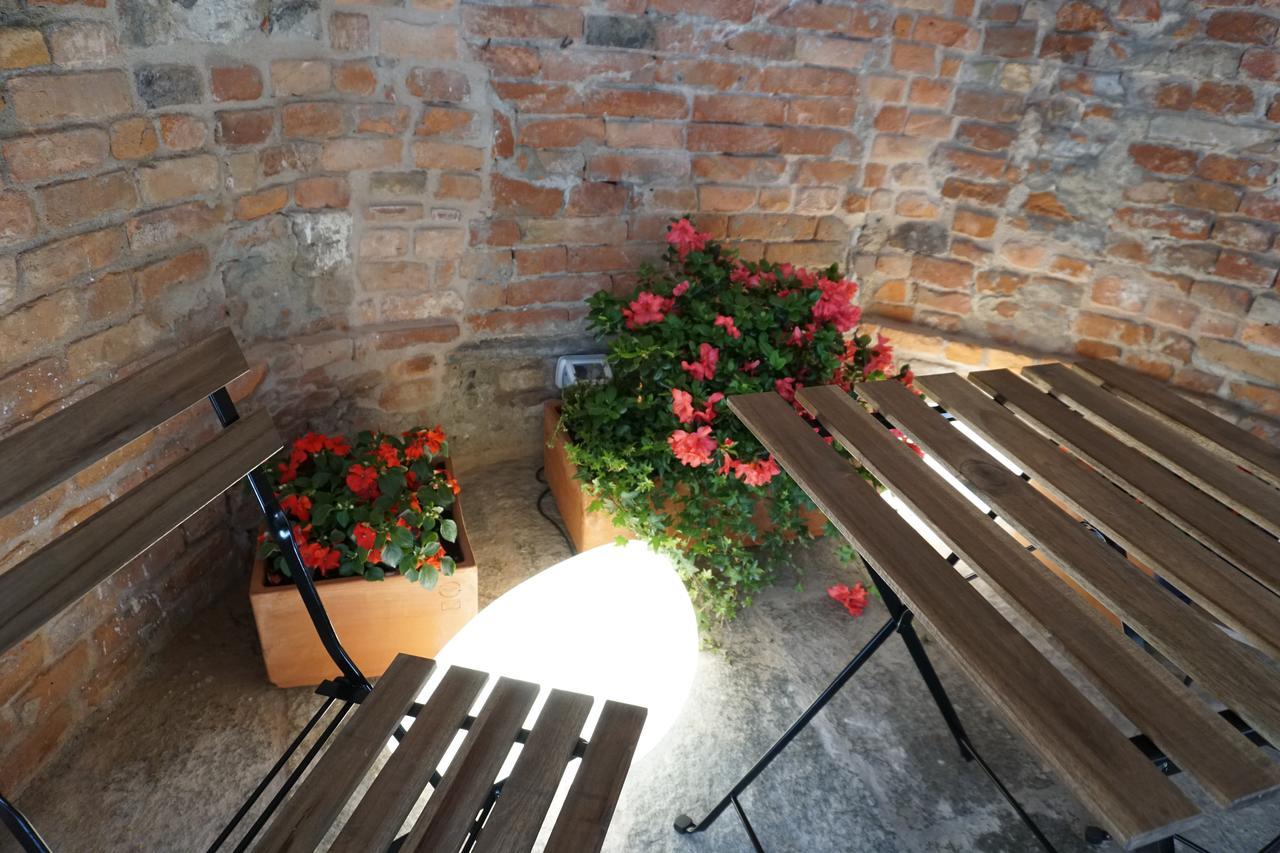 La Canonica - Charming Self-Catering Apartments In Nizza Monferrato Exterior foto