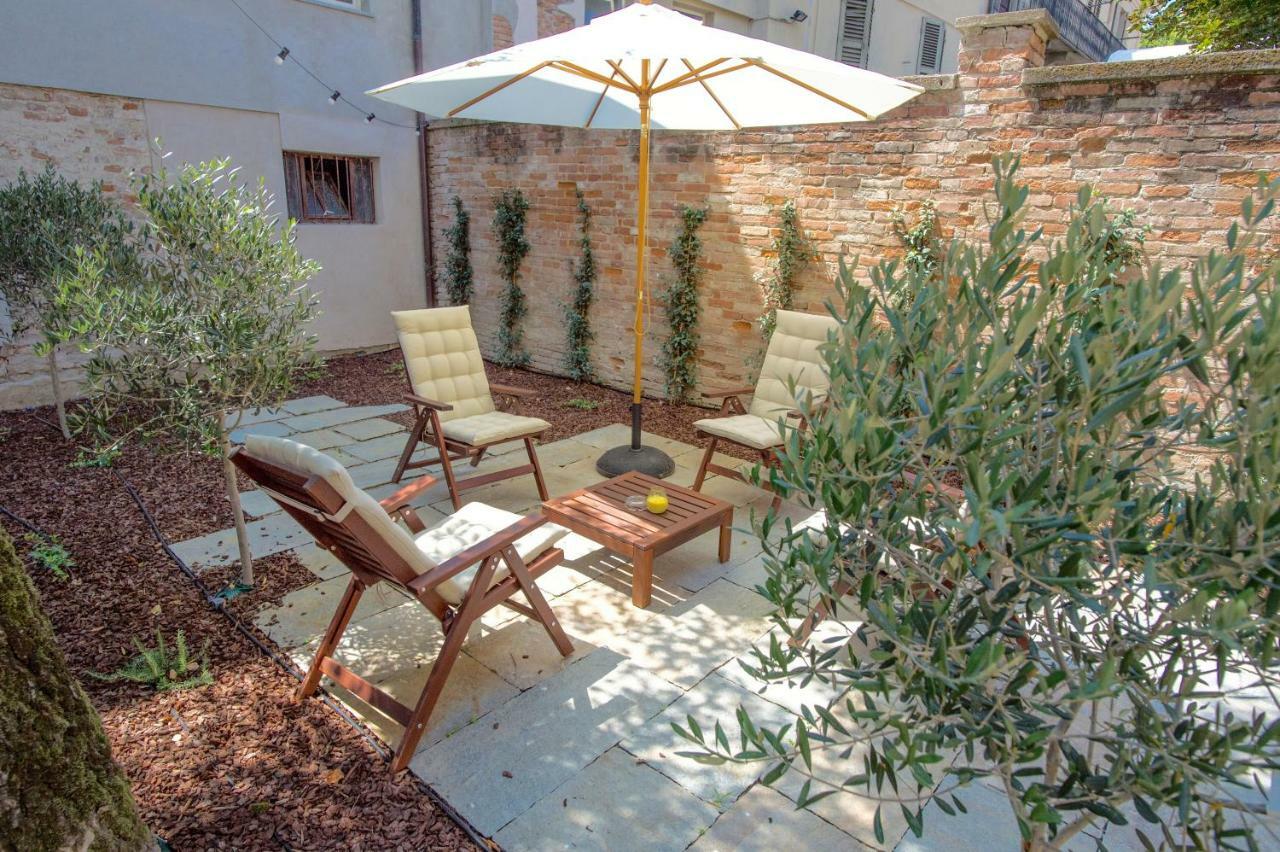 La Canonica - Charming Self-Catering Apartments In Nizza Monferrato Exterior foto